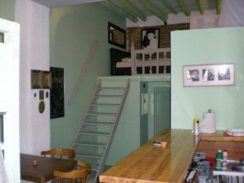 באטסי Adonis Guesthouse מראה חיצוני תמונה